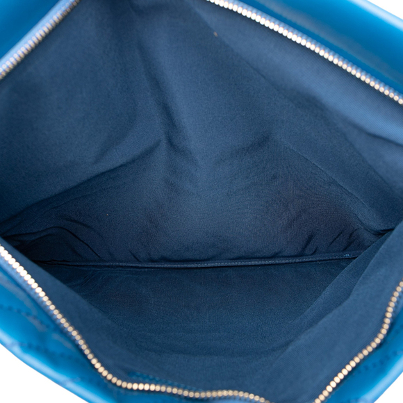 Pre-Loved Chanel CC Chevron Lambskin Fold Over Clutch - Picture 4 of 8